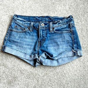 Levi’s jean shorts size 0